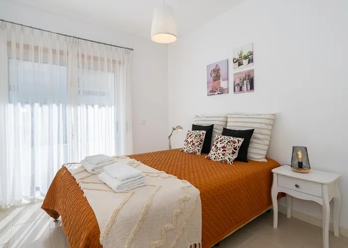 Great 2 Bedroom In Tavira Apartamento Santa Luzia (Tavira)