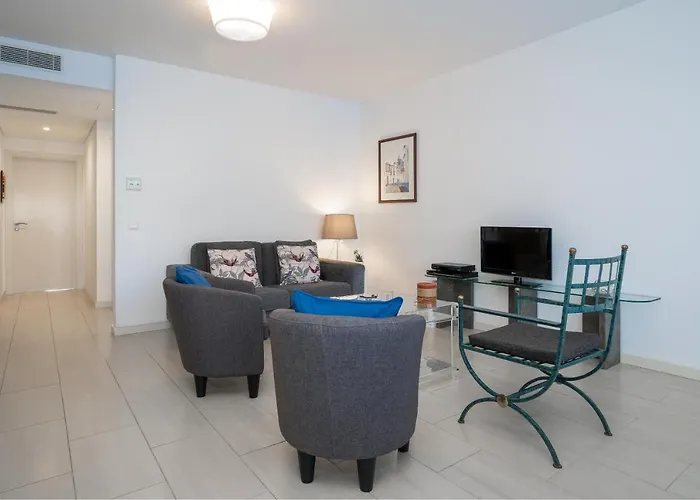 Great 2 Bedroom In Tavira