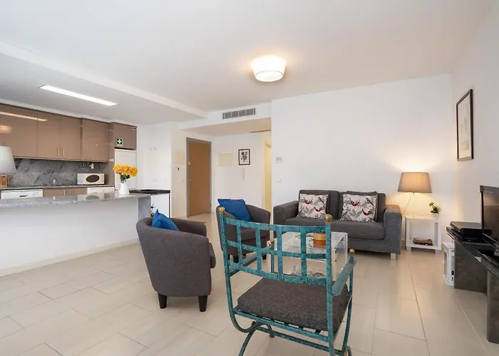 Great 2 Bedroom In Tavira * Santa Luzia (Tavira)