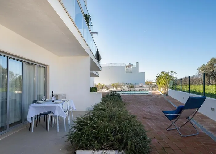 Great 2 Bedroom In Tavira Santa Luzia (Tavira)
